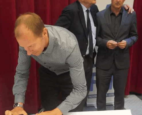 CH Martigues - Signature du directeur