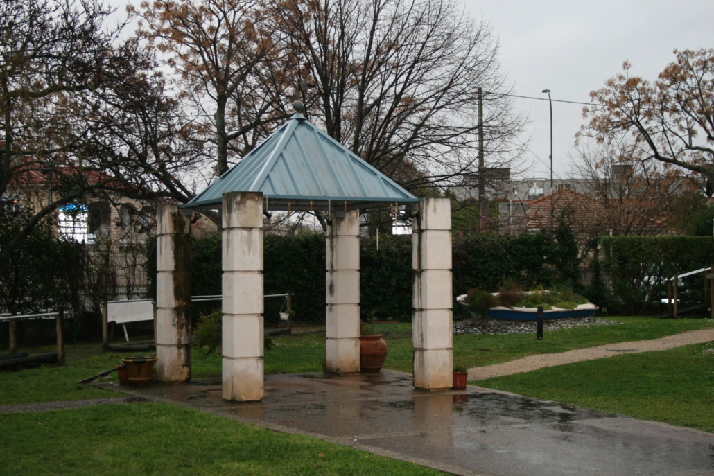Le jardin de l'EHPAD Le Félibrige